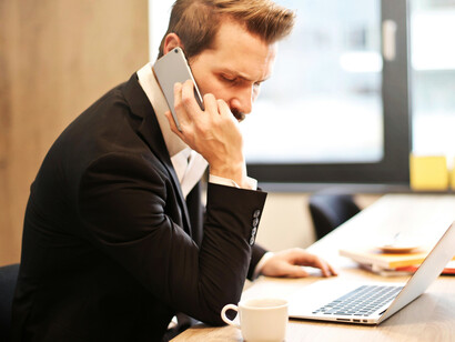 La doble autenticación agrega una barrera extra que desalienta incluso a los hackers más persistentes