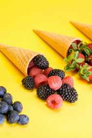 La Patagonia argentina ofrece una gama de frutos rojos, desde grosellas hasta frutillas, durante la temporada estival