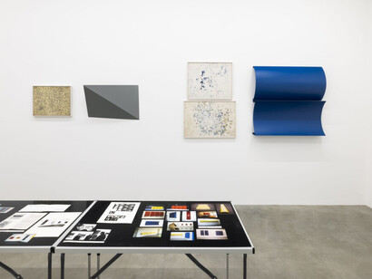 Charlotte Posenenske, From surface to space. Gesture, structure, and material, exhibition view. Courtesy of Mehdi Chouakri Gallery