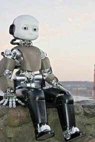 iCub, il robot bambino