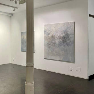 Marianna Gioka, Topography of the mind II, vista de exhibición. Cortesía de Galería Ponce+Robles 