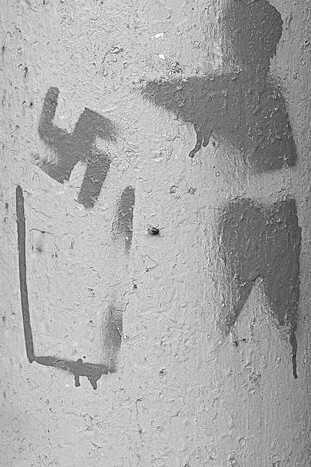 Graffiti antifascista