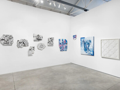 Add Fuel and PichiAvo, Memória material (Material memory), exhibition view. Courtesy of Underdogs Gallery