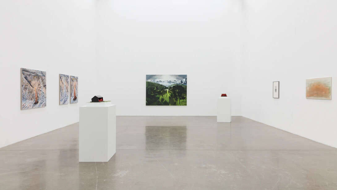 Various artists, Vanishing point, exhibition view. Courtesy of Ochi Projects