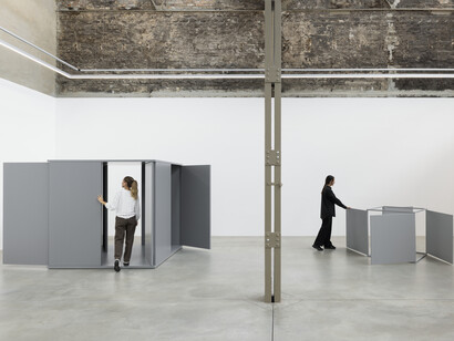 Charlotte Posenenske, Series E, exhibition view. Courtesy of Mehdi Chouakri Gallery