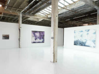 Judith Belzer, Weather report, exhibition view. Courtesy of Hosfelt Gallery