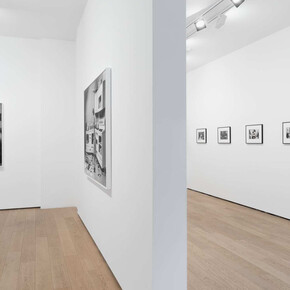 Laurie Simmons, Black and white, vue de l'exposition. Avec l'aimable autorisation d'Almine Rech