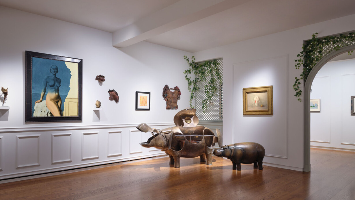 Magritte and Les Lalanne, In the mind’s garden, exhibition view. Courtesy of Di Donna Gallery