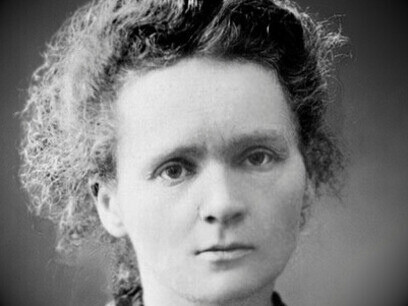 Marie Curie en 1898 (Maria Skłodowska-Curie, 7 de noviembre de 1867—4 de julio de 1934). Científica y ganadora del Premio Nobel de Física en 1903 y Química en 1911