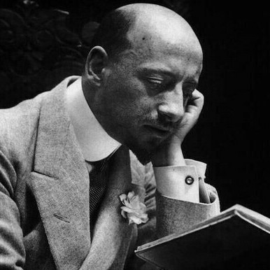 Gabriele D'Annunzio, circa 1904