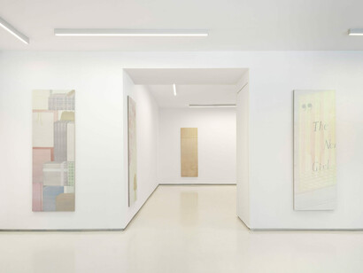 Weronika Guenther, Prada blue, exhibition view. Courtesy of Galeria Monopol