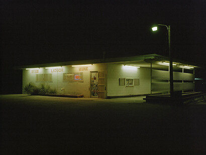 Jason Lee, Pecos, Texas (detail), 2017. Courtesy of Etherton Gallery