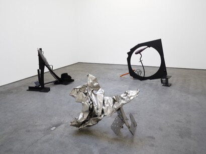 Peter Bradley, Ten sculptures, exhibition view. Courtesy of Karma Gallery