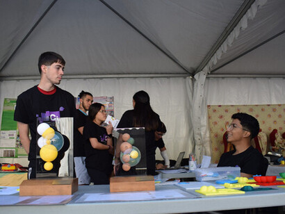 Estand en la Feria de la Ciencia de la Vega Baja, 2023, Orihuela, España
