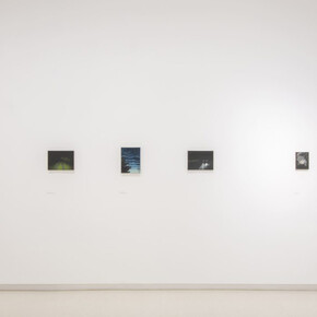 Varios artistas, Pequeño formato, vista de exhibición. Cortesía de la Galería Elvira González