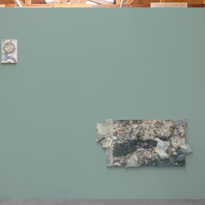 Anri Sala, exhibition view. Courtesy of kurimanzutto 