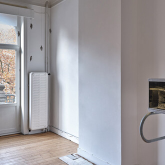 Eva L’Hoest, Inkstand – fragments of intent, vue de l’exposition. Avec l’aimable autorisation de la Galerie Eric Mouchet