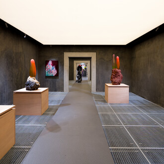 Arne Quinze, Raw paradise, exhibition view. Courtesy of König Bergson Gallery