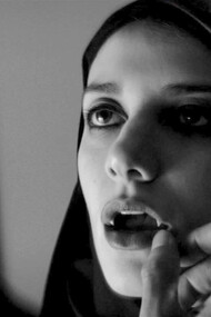 Sheila Vandi é a Vampira de 'Bad City'