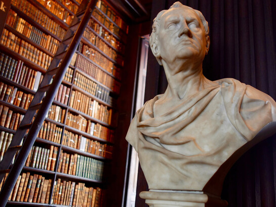 Busto de Arístoteles, Trinity College Dublin, Irlanda