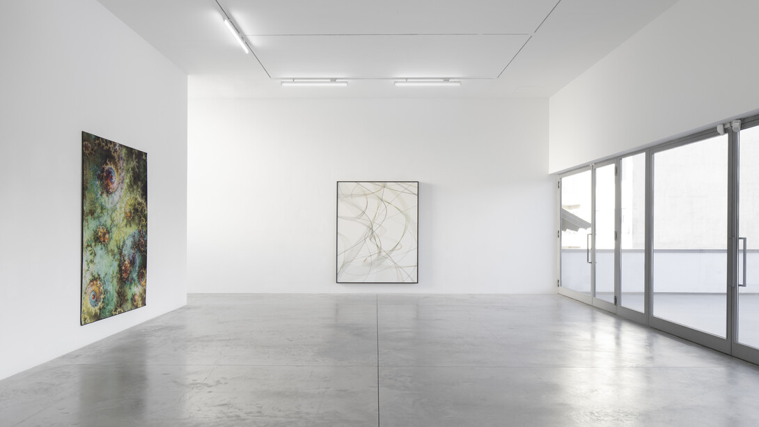 Thomas Ruff, vista della mostra. Cortesia di Lia Rumma Gallery