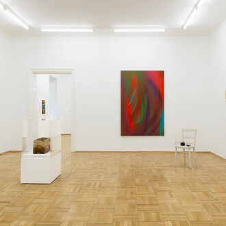Various artists, Fährten, exhibition view. Courtesy of Galerie nächst St. Stephan