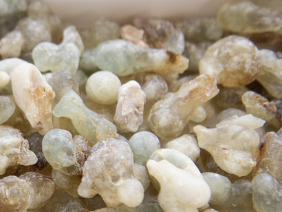 En particular el incienso (olibano), ha hecho la historia del país, convirtiéndolo en un nodo crucial en el comercio de especias 