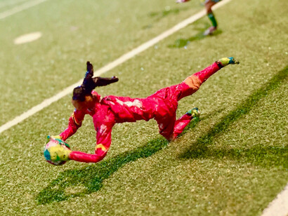 Lyndon J. Barrois, Sr., United States 3–1 Australia, 2015, U.S. goalkeeper Hope
Solo dives for a decisive save against Australia, detail of Fútballet, 2018. Courtesy of Los Angeles County Museum of Art