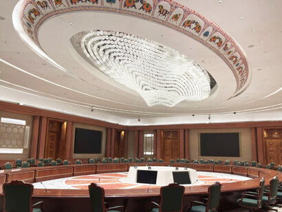 El Centro de Convenciones Bharat Mandapam es uno de los más grandes de la India. Se inauguró en 2023, antes del G20 de ese mismo año. Cumbre del G20, septiembre de 2023,  Nueva Delhi, India
