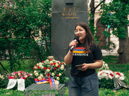 "Vienna Hay“. Armenian life in Vienna. Courtesy of Musa Museum
