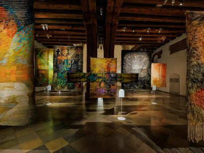 Georgs Barkāns, Shelter for the unicorn, exhibition view. Courtesy of Museum of Decorative Arts and Design 