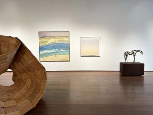 Various artists, Group exhibition, exhibition view. Courtesy of Greg Kucera Gallery