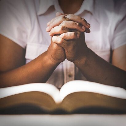 San Juan Pablo II fue para muchos fieles una figura que encarnó la continuidad apostólica, el amor por la Iglesia y una vida de entrega profunda a Cristo