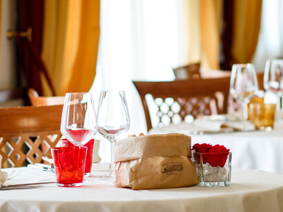 Antica Trattoria Ballotta, Torreglia (PD), Italia, storico locale sui Colli Euganei che risale al 1605