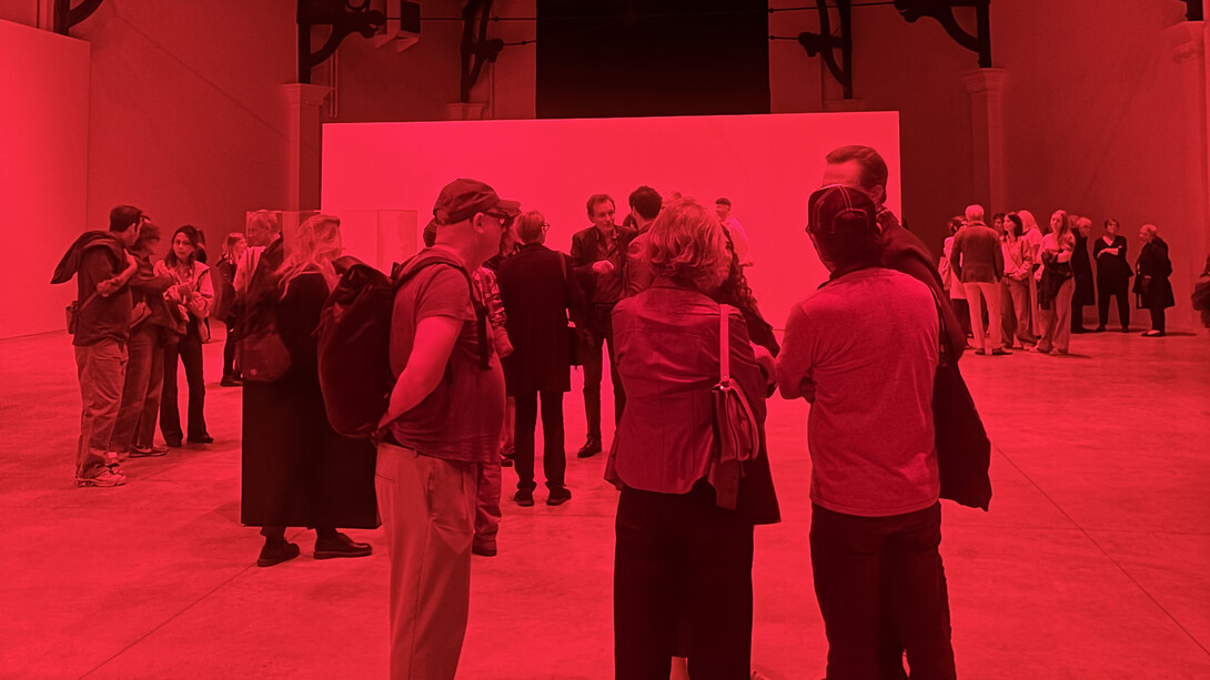 Alfredo Jaar, La fin du monde, vernissage de l’exposition. Avec l’aimable autorisation de La Patinoire Royale Bach