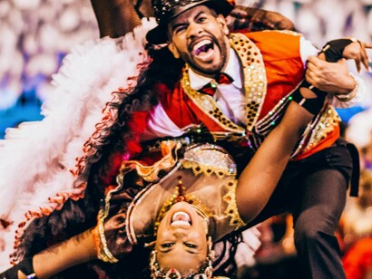 Tradicional festa de São João na cidade de Campina Grande, estado da Paraíba na região nordeste do Brasil. Havia, de certo modo, um zelo conservador que foi construído ao longo dos anos referente às pesquisas nas culturas populares