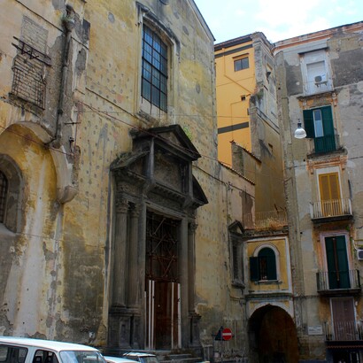 La chiesa di Santa Maria delle Grazie a Caponapoli, Napoli, Italia