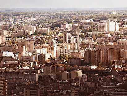 The Paris suburbs in France reflect the struggles of immigrant communities, with postcolonial themes and ongoing tensions surrounding police violence