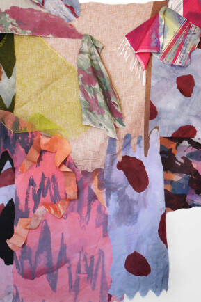 Obra de Eliel David exhibida en la exposición "Muri e Volpi", fotografía de Antonio Maniscalco