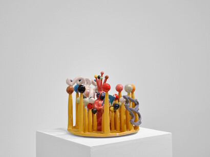 Laura Lagraña, Voy despacio. Llevo 1 olla de sopa, vista de exhibición. Cortesía de Yusto / Giner 