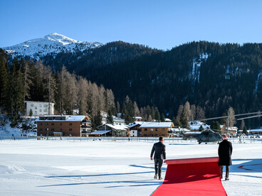 Preparando la llegada del Marine One en la zona de aterrizaje de Davos, Suiza, el miércoles 21 de enero de 2026, y parte hacia el hotel AlpenGold