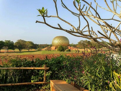 Auroville, città sperimentale, o meglio una comunità intenzionale basata sulla visione di Sri Aurobindo, stato di Tamil Nadu, India