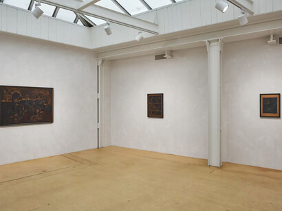 Piero Manzoni, L’invincibile Jean and early works 1956–1957, exhibition view. Courtesy of Hauser & Wirth