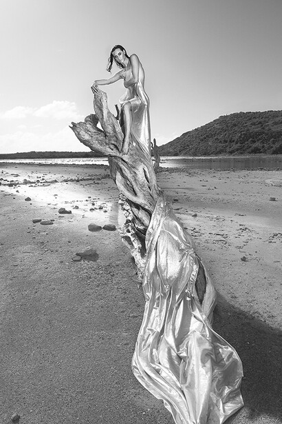 Isabelle Lindbergh, Waterfall (1/15) (detail), 2022. Courtesy of Space Gallery St Barth