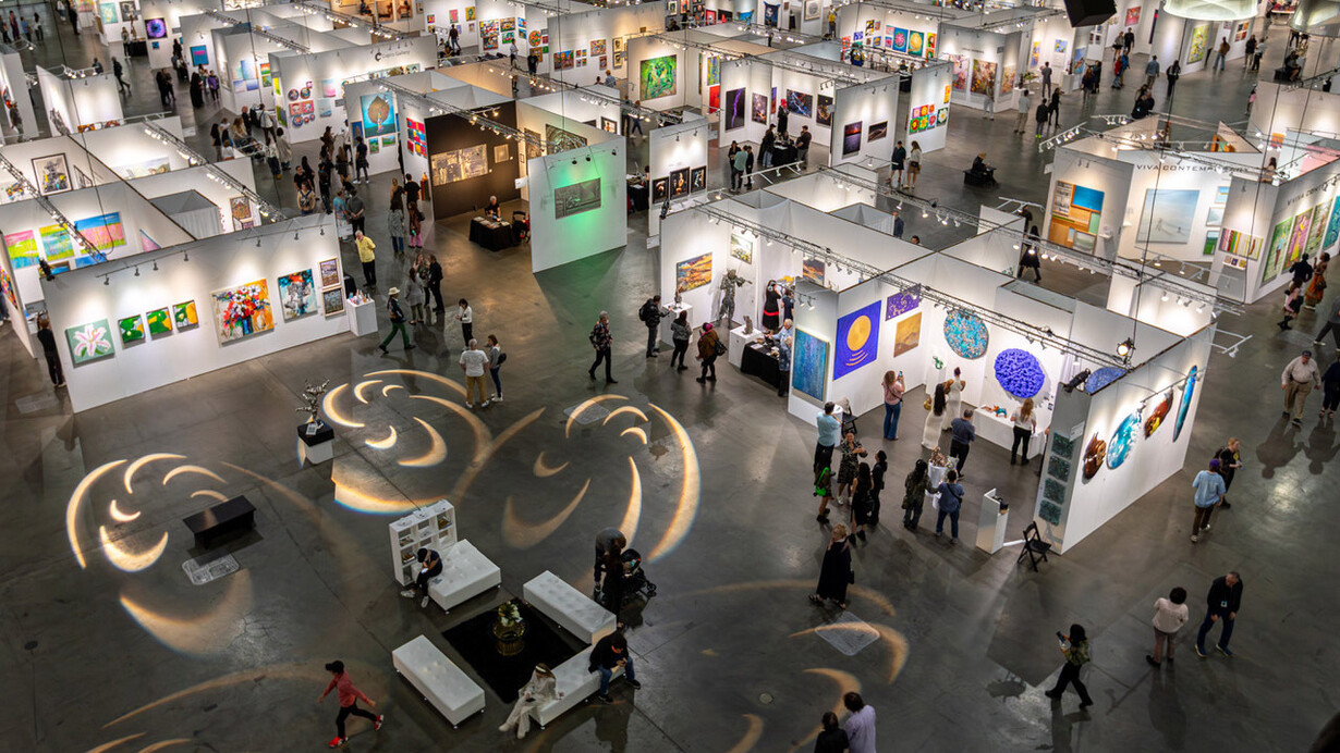 LA Art Show, past edition, event view. Courtesy of LA Art Show