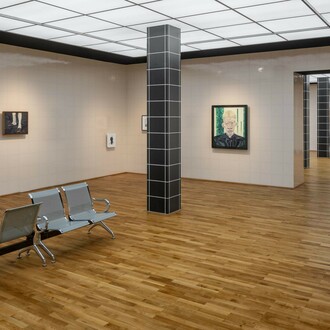 Toyin Ojih Odutola, U22. Adijatu straße, exhibition view. Courtesy of Hamburger Bahnhof 