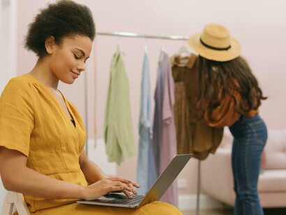 An entrepreneur working alongside AI powered analytics gains real insights to boost engagement 