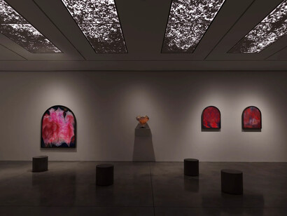 Marguerite Humeau, scintille, exhibition view. Courtesy of White Cube