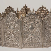 Torah crown, 1898-99. Courtesy of DIA