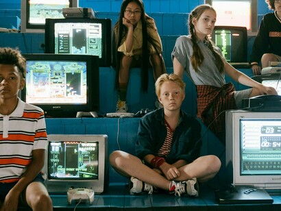 O excesso de atividades hiperestimulantes pode criar crianças dependentes de novidade constante e incapazes de lidar com tarefas mais longas e silenciosas. É preciso cultivar desde cedo a paciência, a curiosidade investigativa e a autonomia na exploração